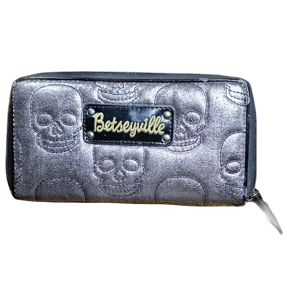 Y2K Betsey Johnson Whimsigoth Skull Rock & Rock Rebel Zip Clutch Wallet ~ Rare
